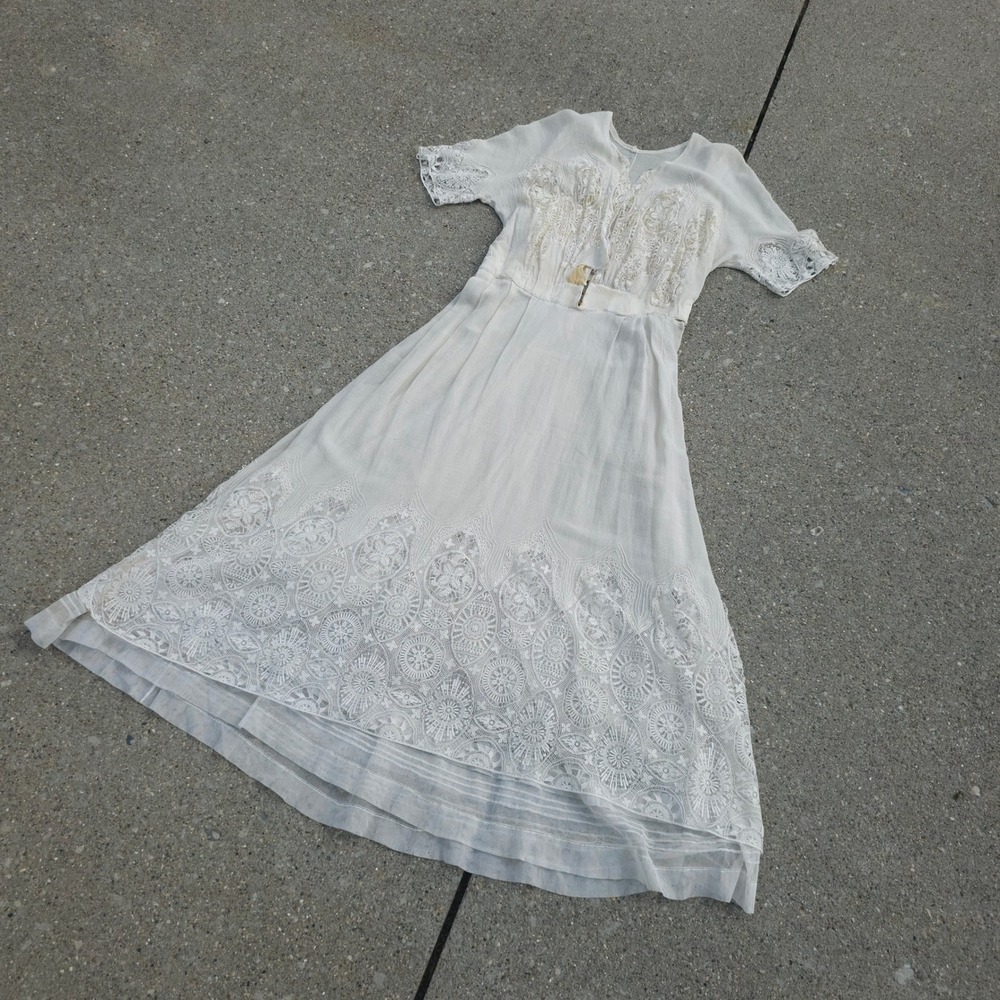 Antique 1900s Edwardian White Cotton Lawn Tea Dress Lace Gown Hi-Low Victorian - Picture 4 of 16